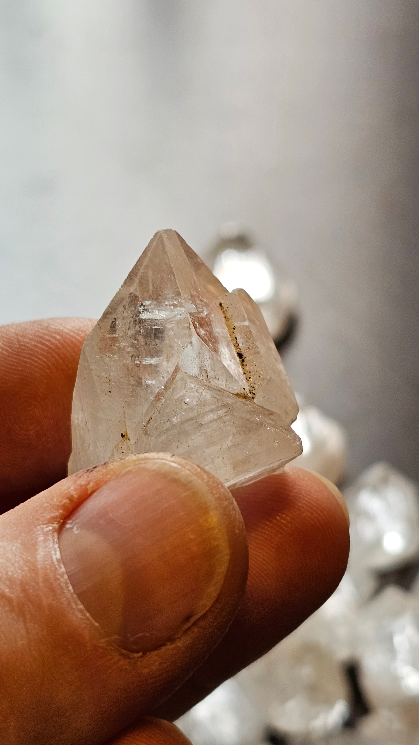 Apophyllite Points