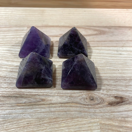 Amethyst Pyramid (small)