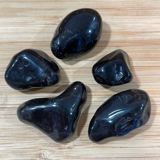 Black Onyx Tumblestone Large